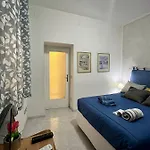 Vomero House With Free Parking 410 Cm * Неаполь