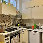 Vomero House With Free Parking 410 Cm Неаполь